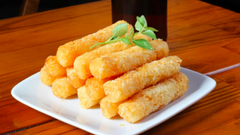 Cheesy Mozzarella Sticks